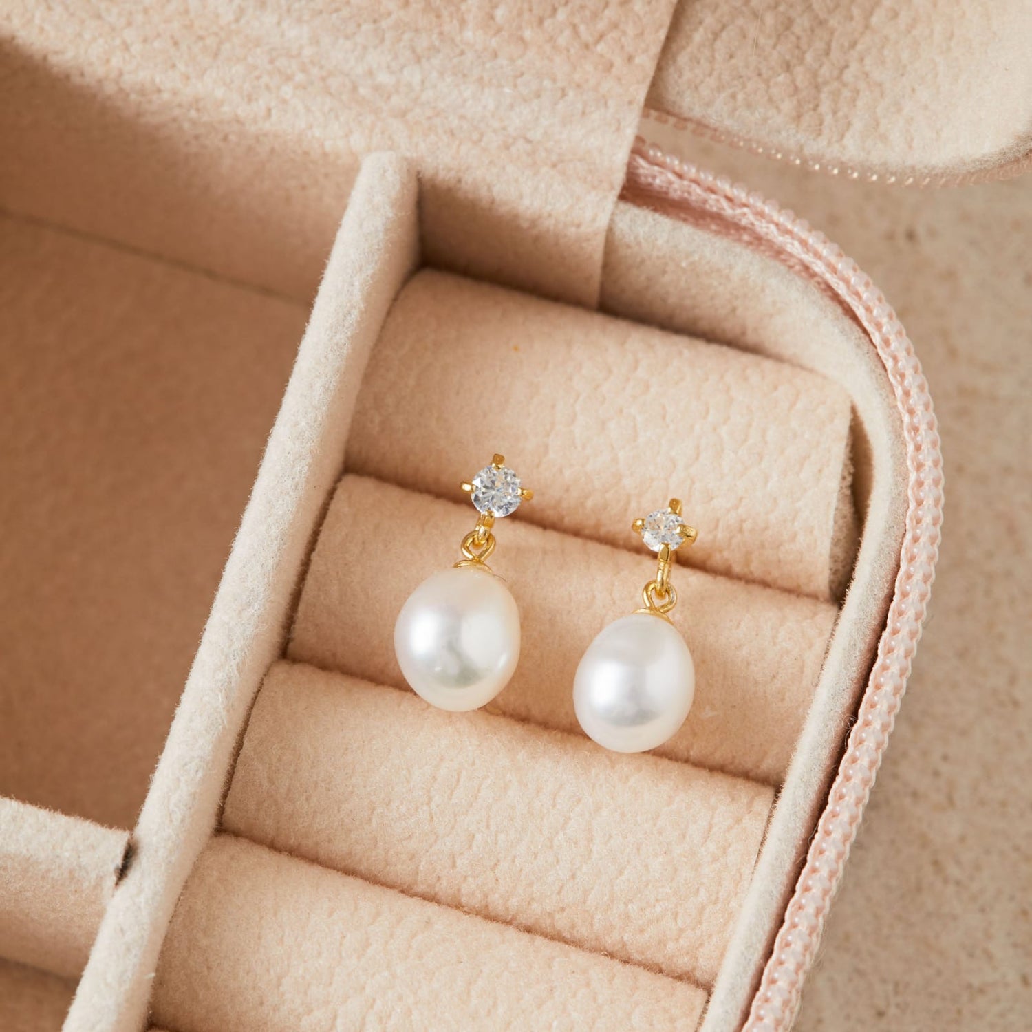 Simple Pearl Earrings